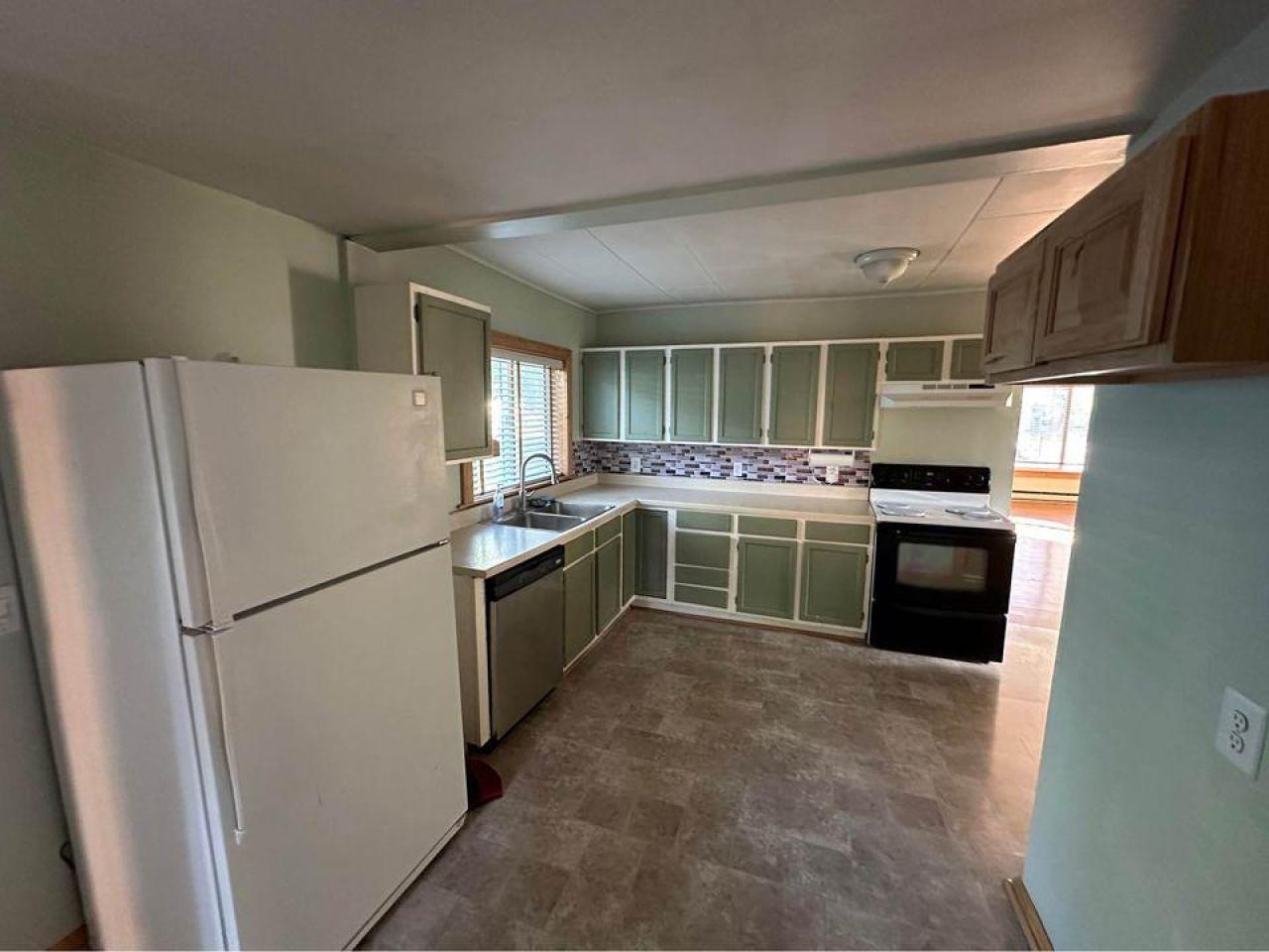 2 Beds 1 Bath - House