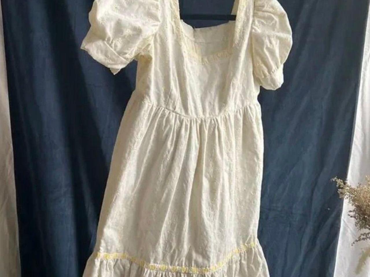 1970's Wedding Dress, Vintage White Eye-lit details, yellow ribbon, Size Medium