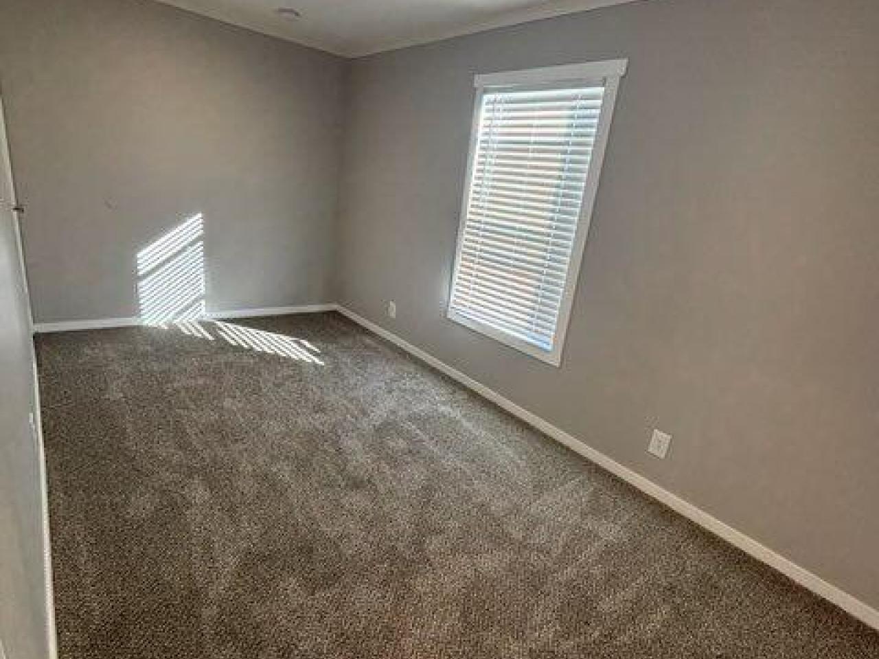 BEAUTIFUL 2022 2 BED 2 BATH FOR RENT AVAILABLE NOW!!