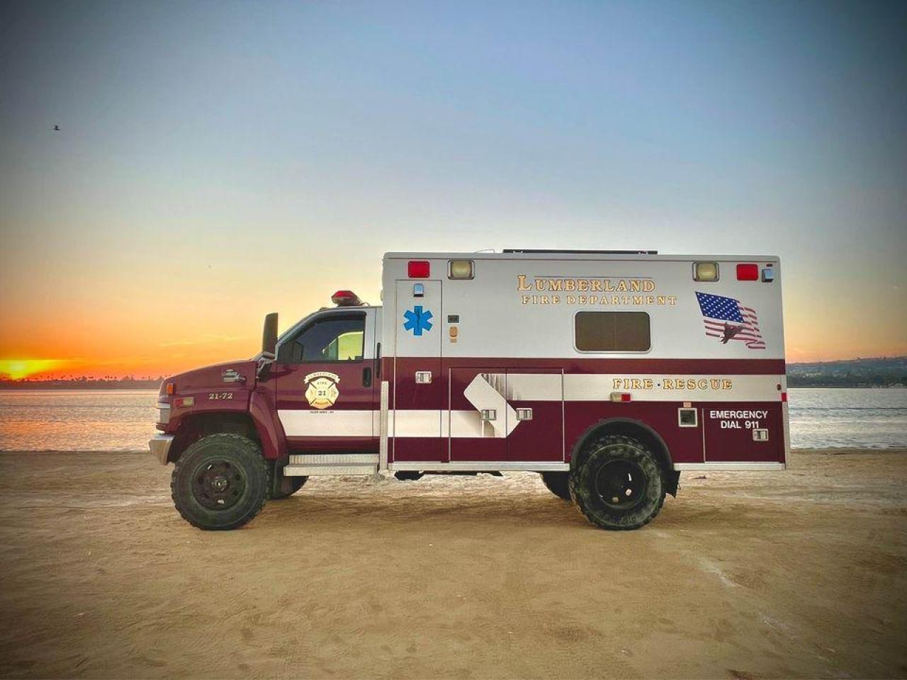 2004 4x4 Kodiak Ambulance c5500 $95,000