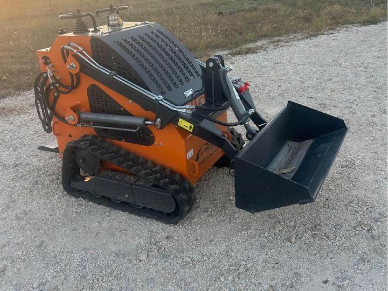 Brand New 23hp Mini Skid Steer