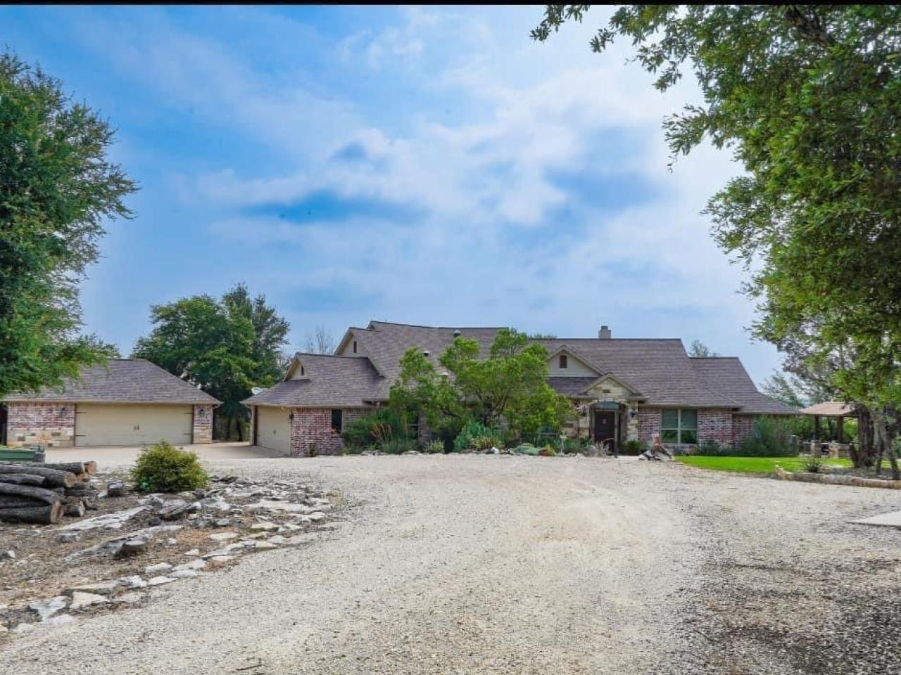 4-3 Custom Home on 5 secluded acres.