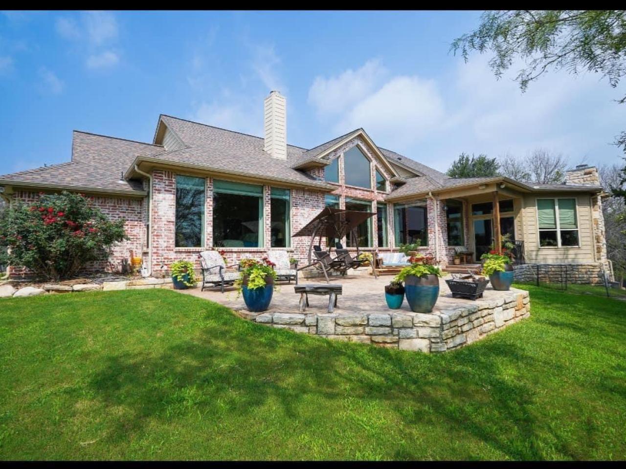 4-3 Custom Home on 5 secluded acres.