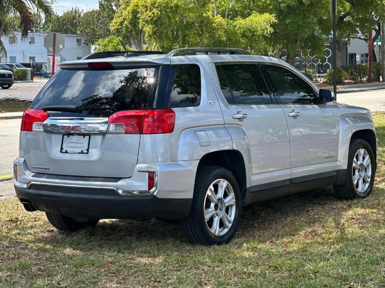 2017 GMC Terrain SLT Sport Utility 4D