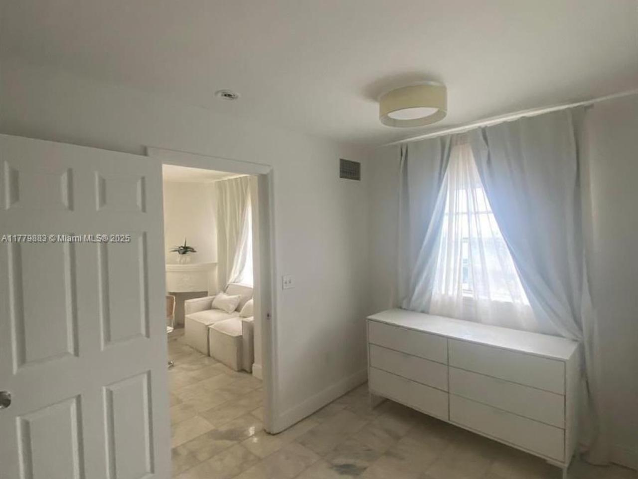 Furnished 1 Bed/1 Bath apartment for rent