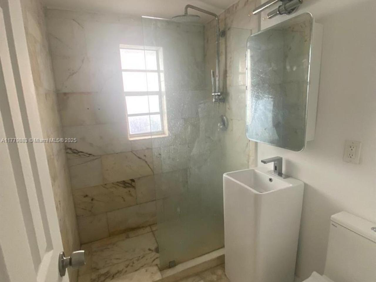 Furnished 1 Bed/1 Bath apartment for rent