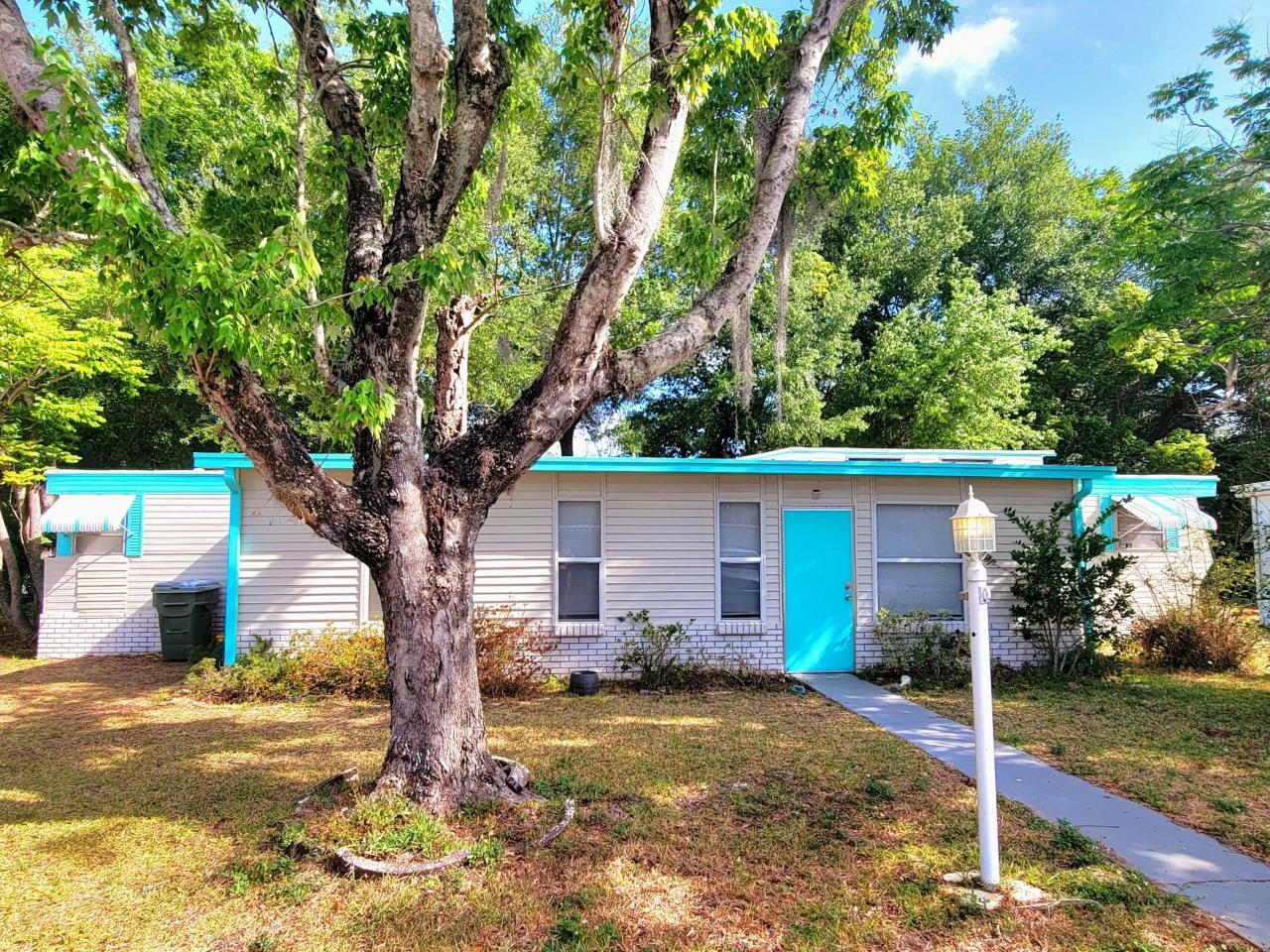 Charming 2 bd + den Modile Home - 15/15