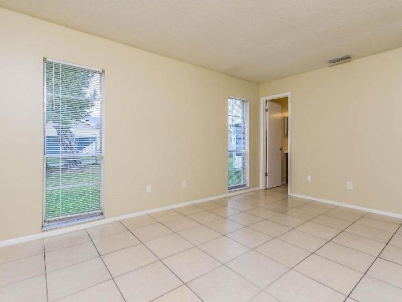3 bed 2 bath available now