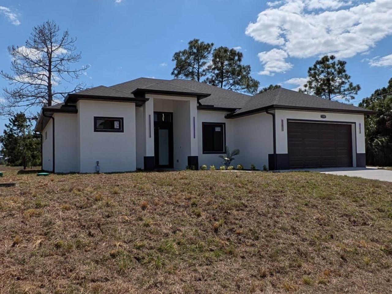 Se vende hermosa casa en Lehigh Acres