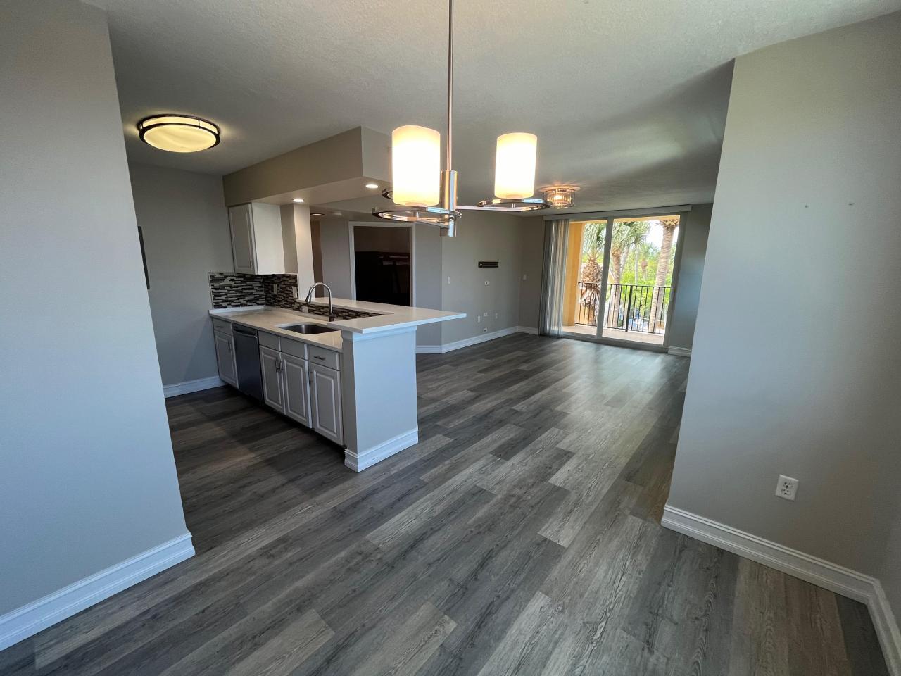 Resort style condo with Waterview