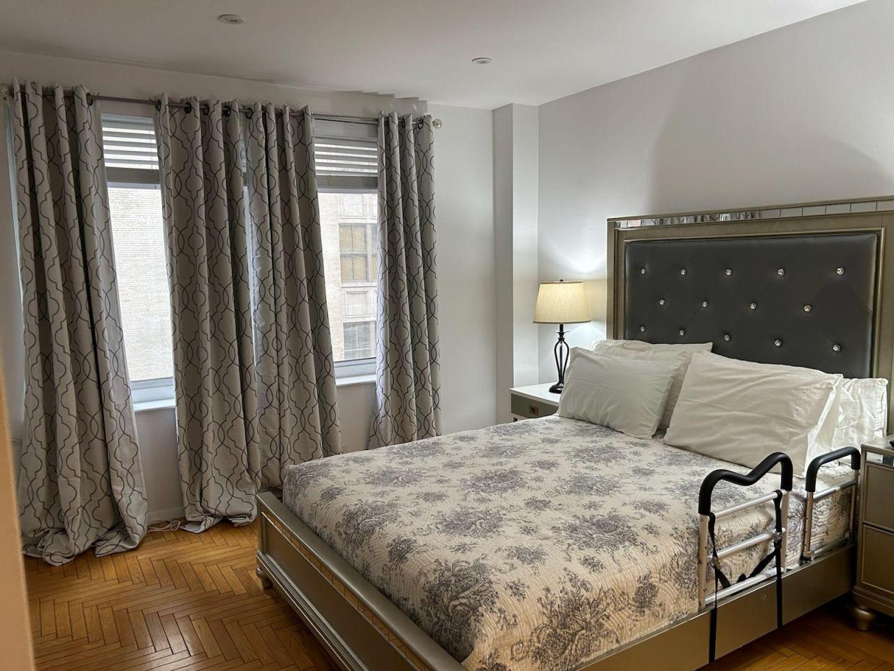 Luxury Furnished or UNfurnished 1 bed 1 Bath on Central Park South