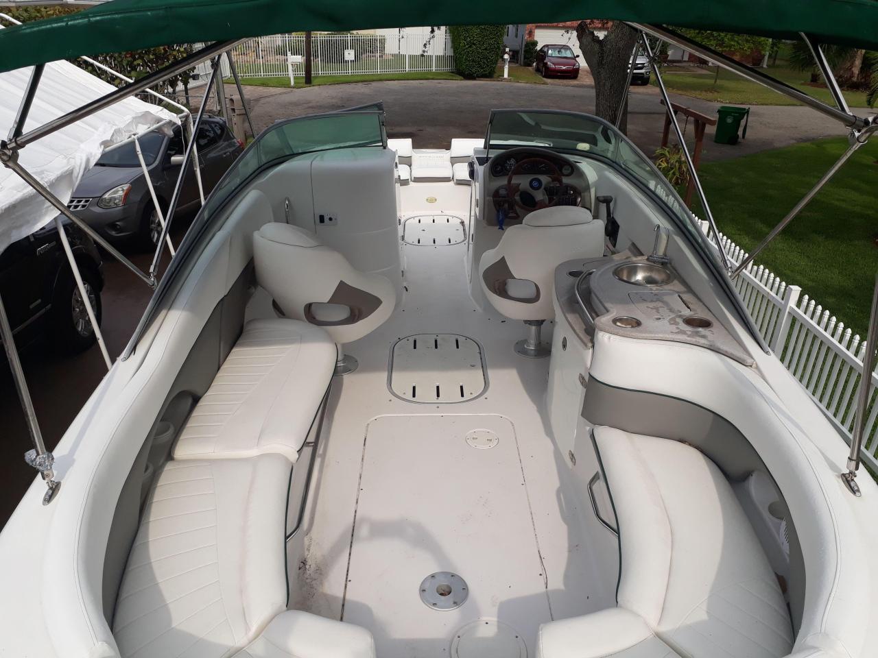 Four Winns fun boat for sale