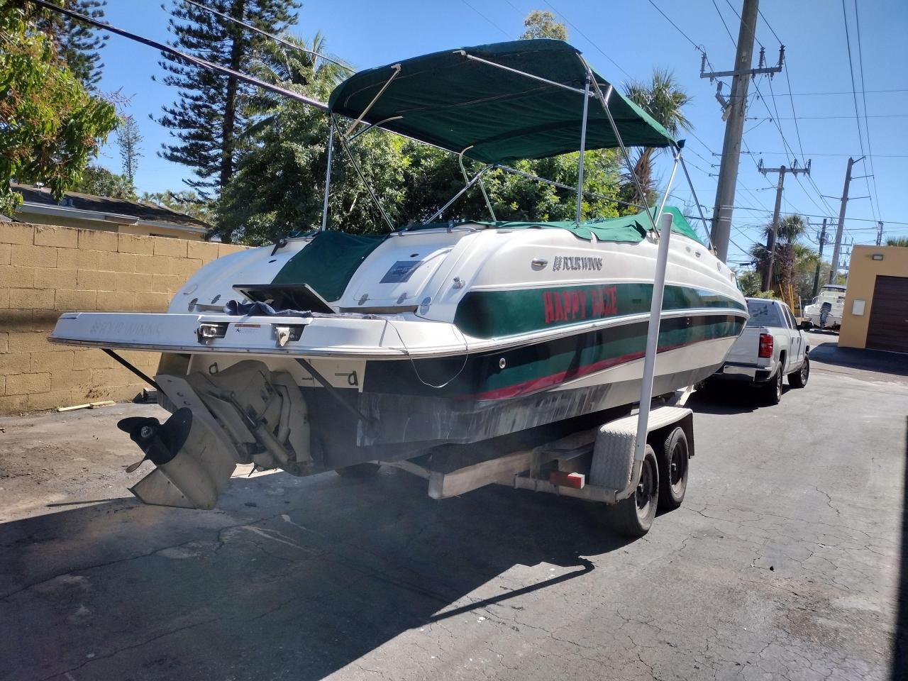 Four Winns fun boat for sale
