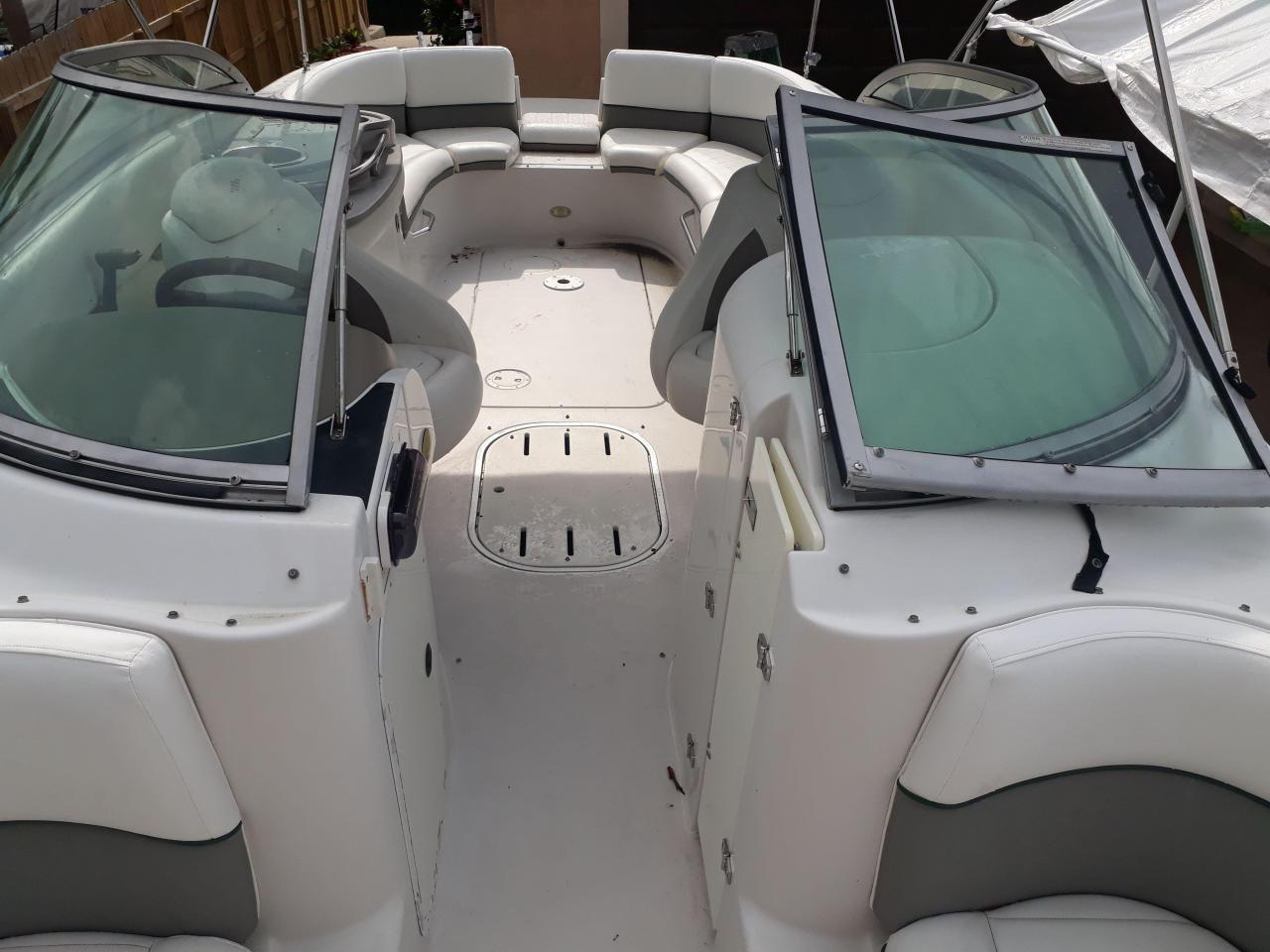 Four Winns fun boat for sale