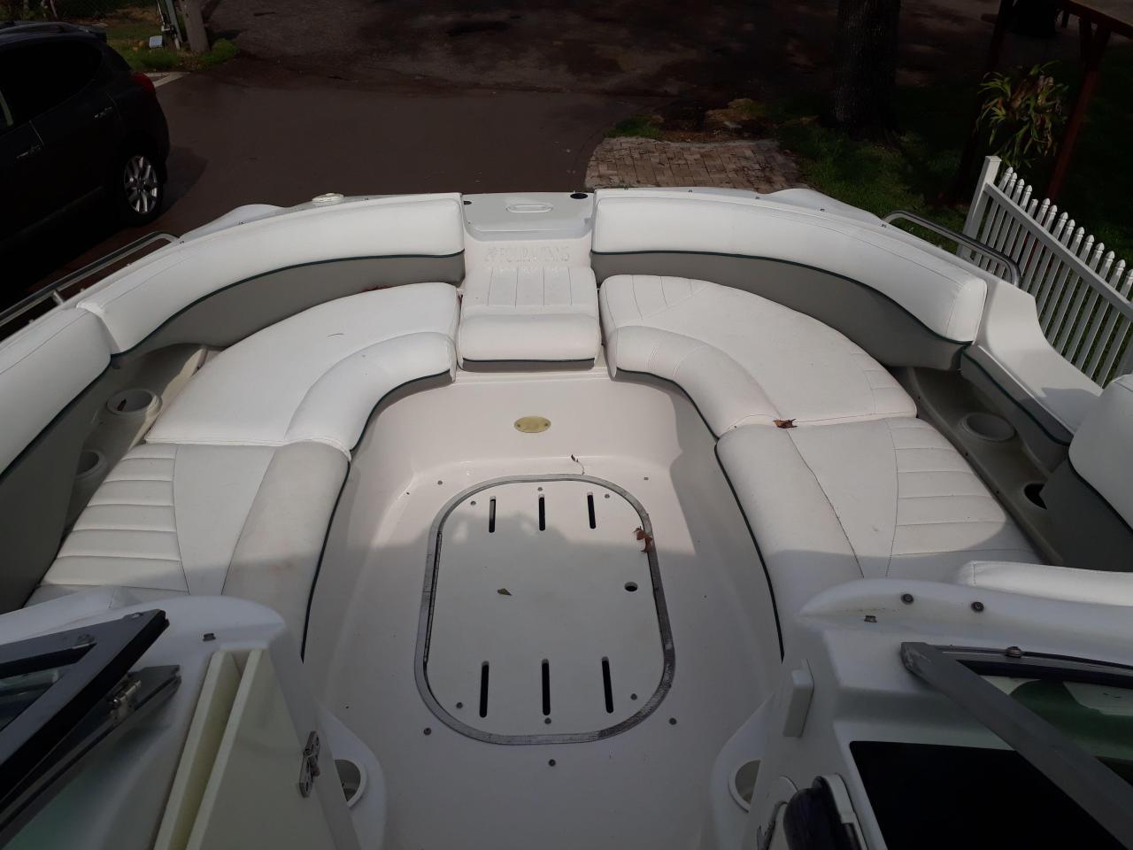 Four Winns fun boat for sale
