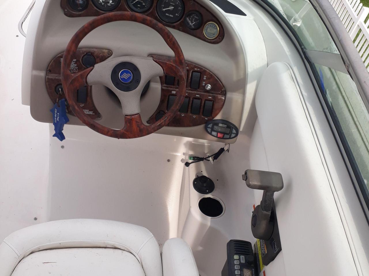 Four Winns fun boat for sale