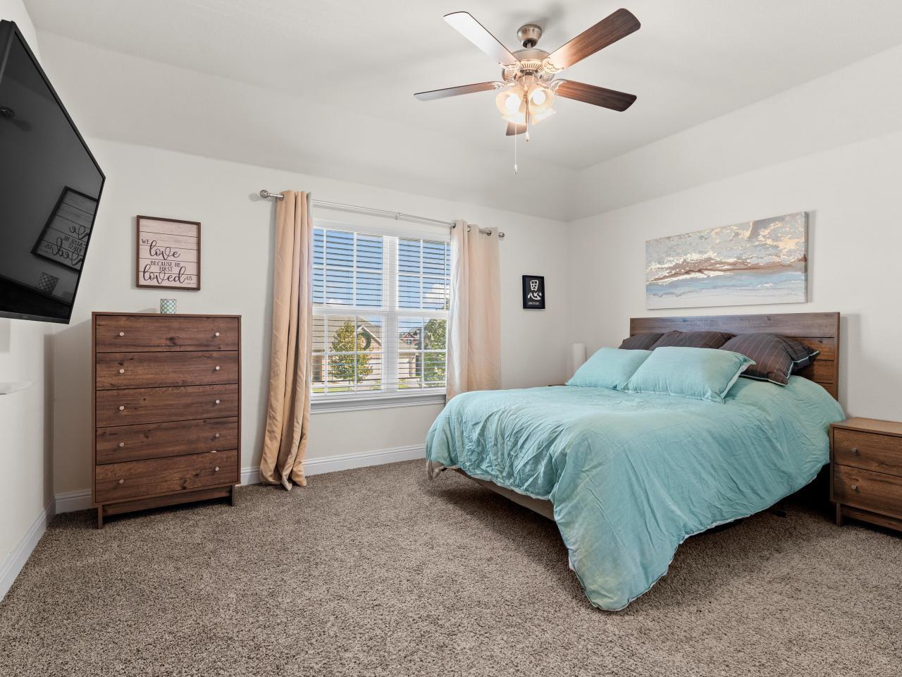 5 bed 4 bath two story home for sale