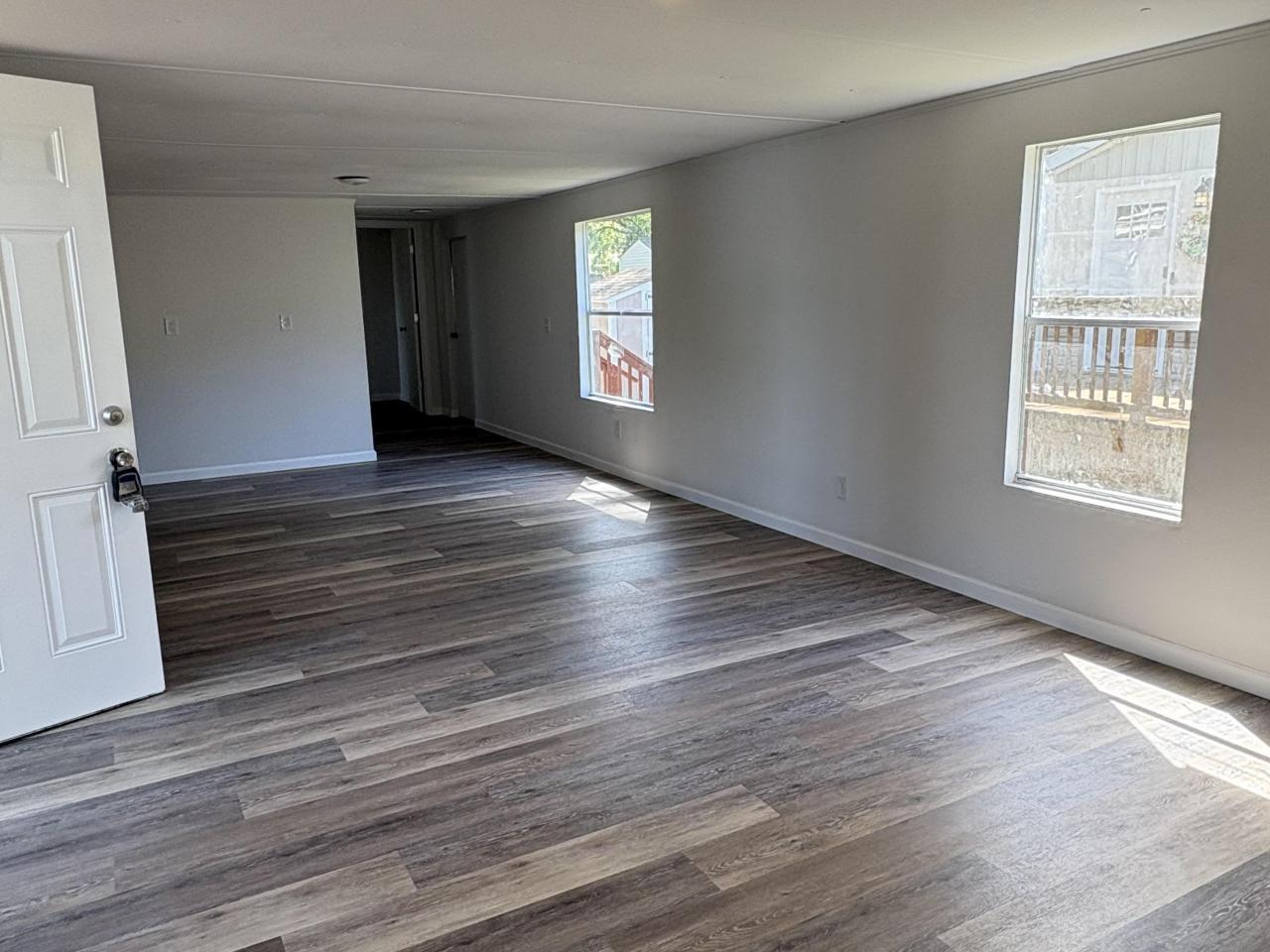 2BR 1 BA Mobile Home: in Mobile Home community, can be moved to private land