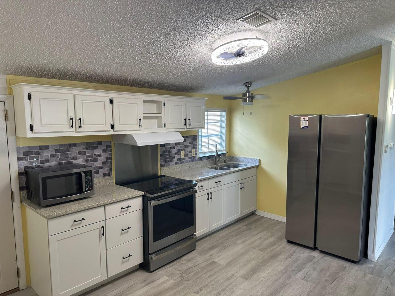 House for rent or sale +55 community