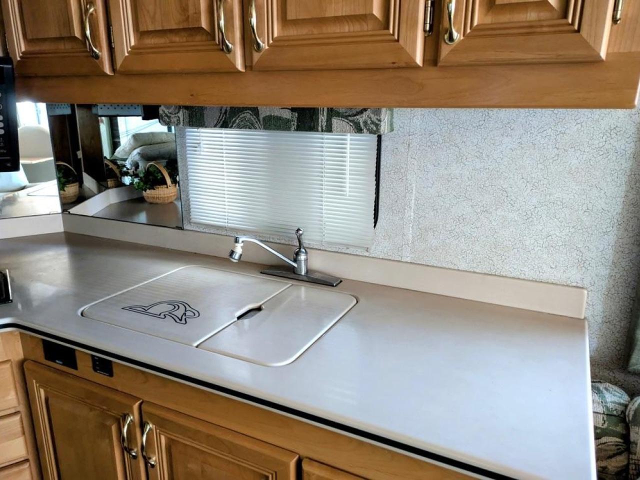 2000 Beaver Monterey