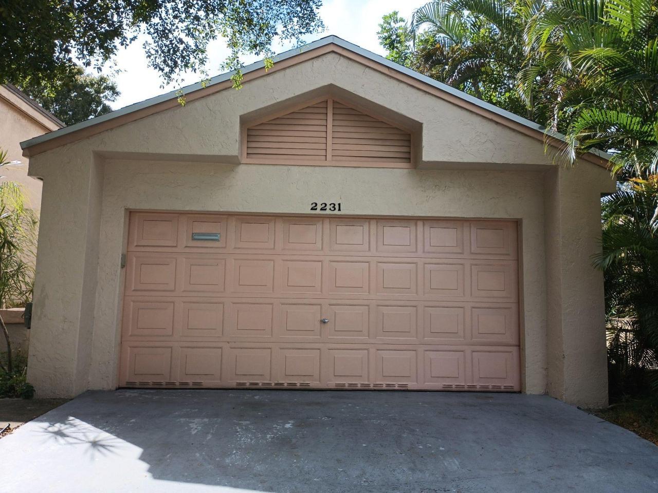 House for Sale by Owner!! On the Water! 3% commission to buyer's agent! - 2