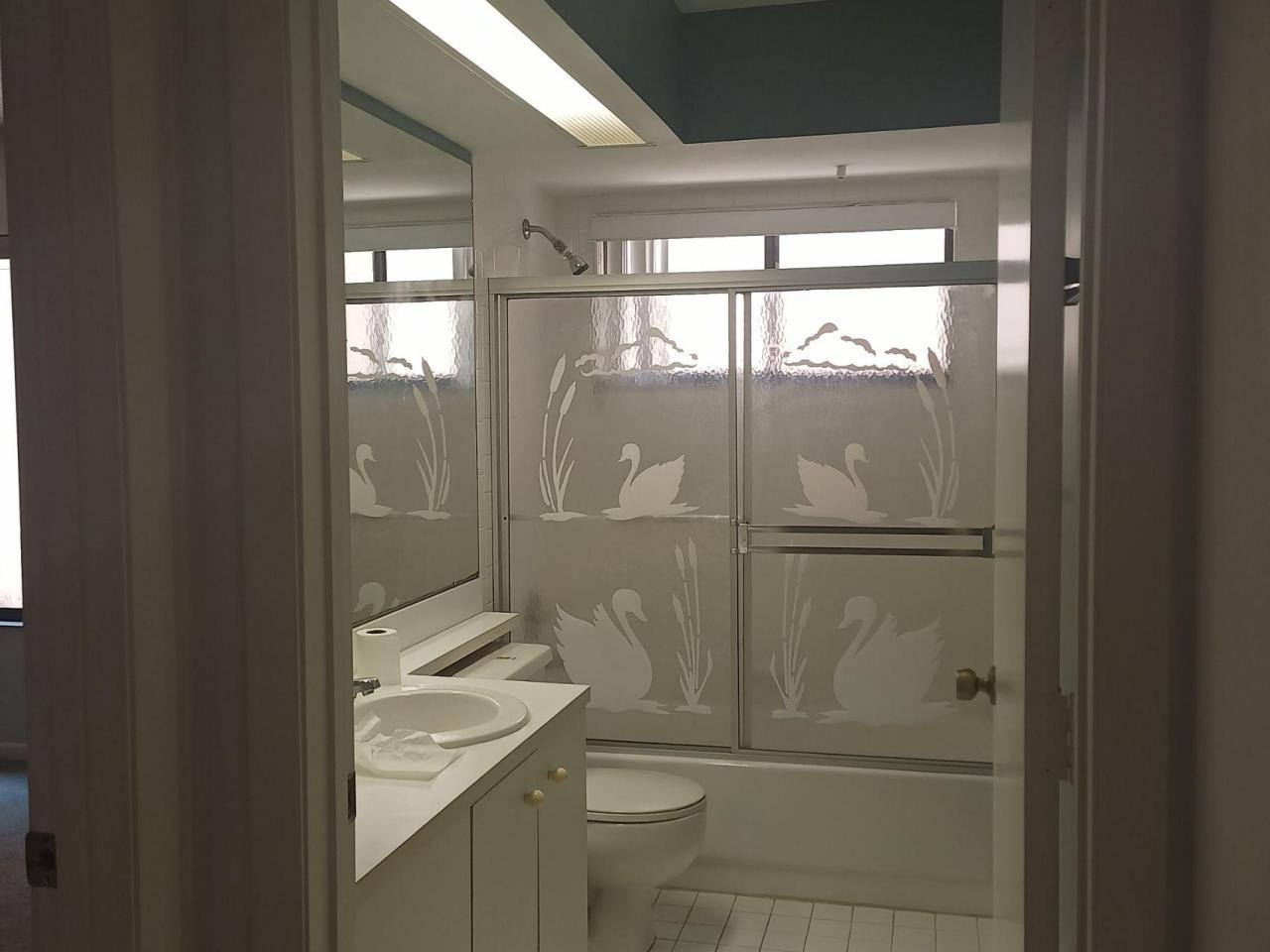 House for Sale by Owner!! On the Water! 3% commission to buyer's agent! - 19